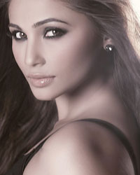 Daisy Shah